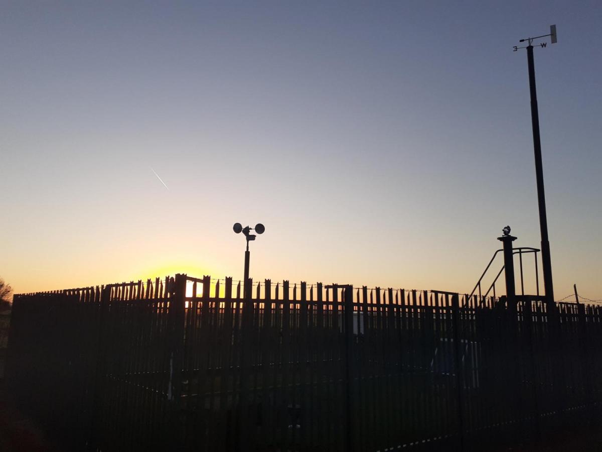 A look inside the Stevenson Screen as UK temperatures pass 40C for the first time